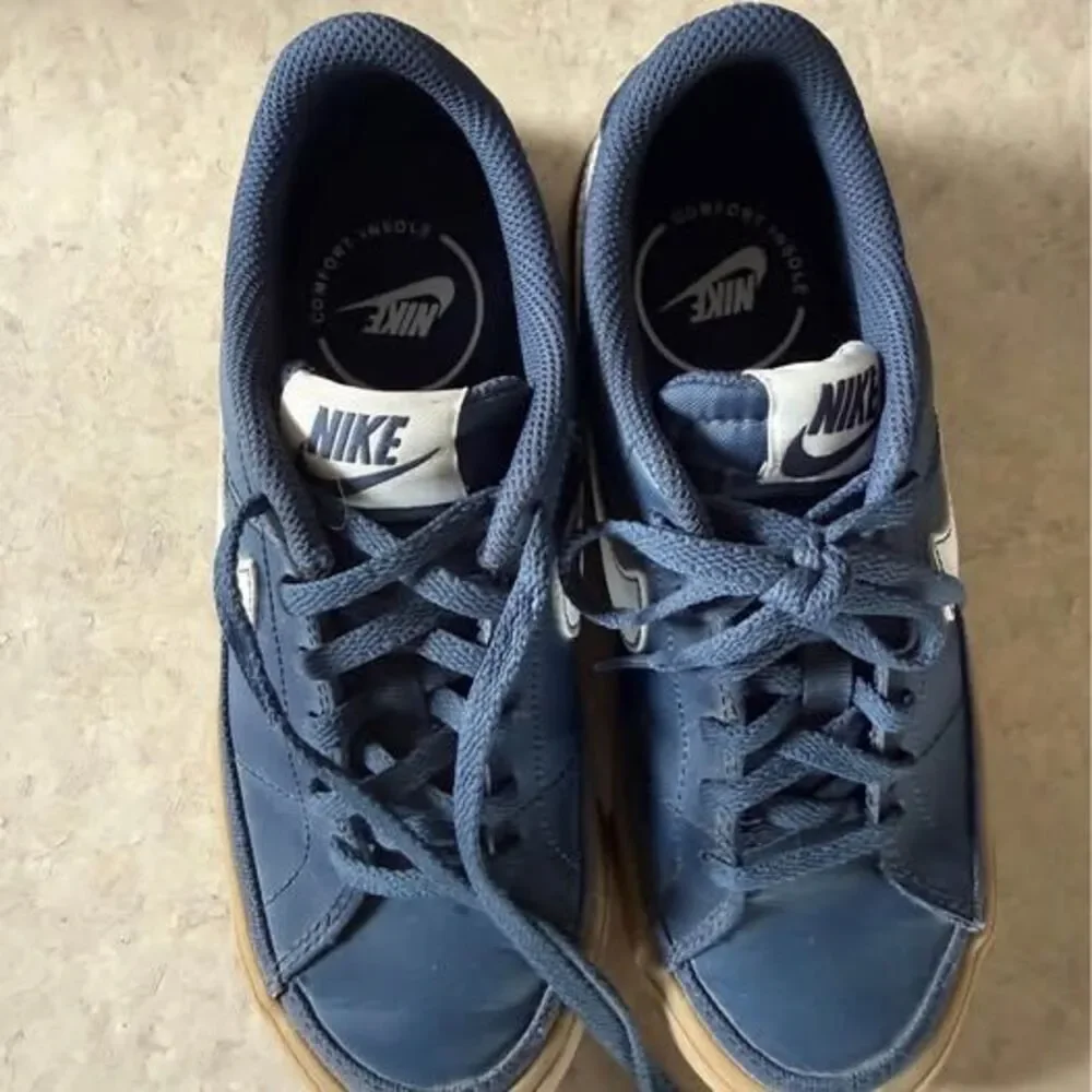Nike Court Legacy Canvas Navy Blue Gum Sole 4Y